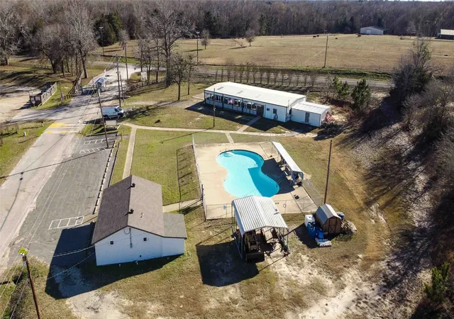 Photo 38 of Single family home for sale at 111 Ridgewood Ln, Murchison, TX 75778 | MLS# 21222931 | Listing updated on 2026-08-30