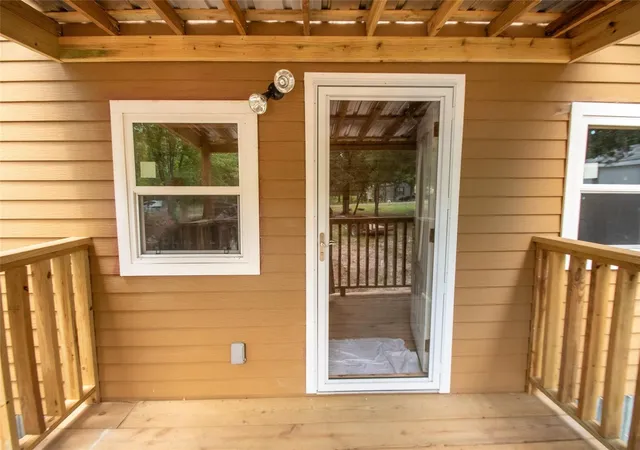 Photo 3 of Single family home for sale at 111 Ridgewood Ln, Murchison, TX 75778 | MLS# 21222931 | Listing updated on 2026-08-30