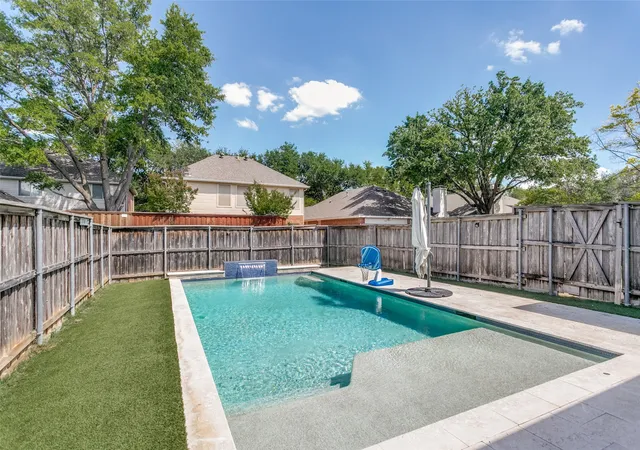 Photo 3 of Single family home for sale at 5316 Baton Rouge Blvd, Frisco, TX 75035 | MLS# 21240296 | Listing updated on 2026-08-20