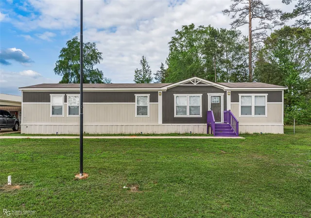 Photo 1 of Manufactured home for sale at 190 Padgett Rd, Benton, LA 71006 | MLS# 21241241 | Listing updated on 2026-08-05