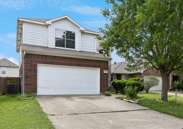 Photo 3 of Single family home for sale at 1107 Kielder Ct, Fort Worth, TX 76134 | MLS# 21236886 | Listing updated on 2026-07-11