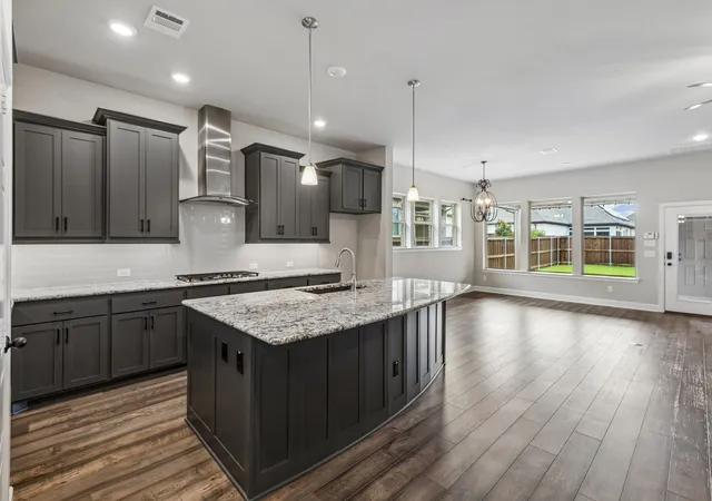 3rd image of 4717 Beaver Creek Dr, Arlington, TX 76005 | MLS# 21239939