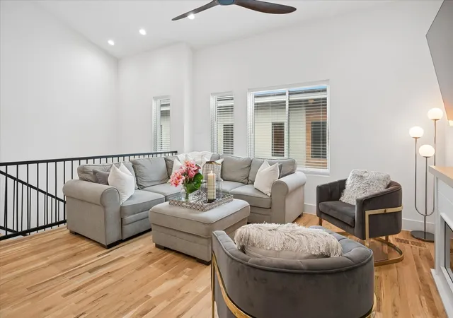 5th image of 2130 Lovedale Ave, Dallas, TX 75235