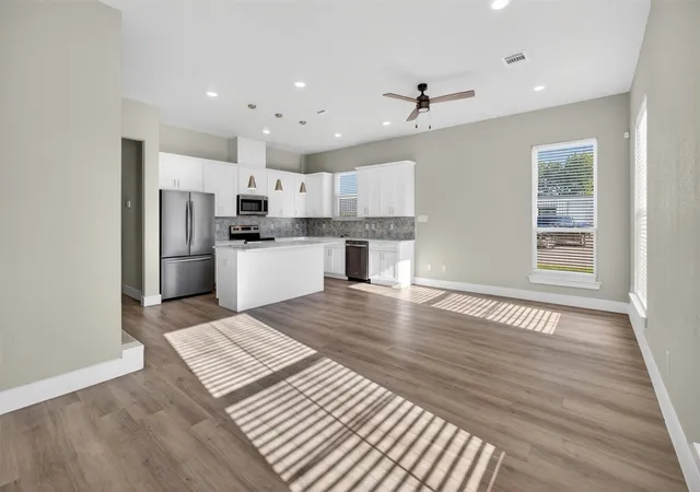 5th image of 2945 Gordon Ave, Fort Worth, TX 76110 | MLS# 21241609