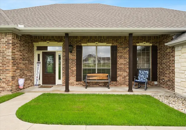 Photo 3 of Single family home for sale at 281 High Plains Trl, Royse City, TX 75189 | MLS# 21217579 | Listing updated on 2026-08-20