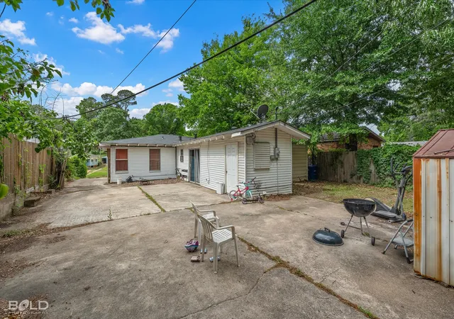 Photo 4 of Single family home for sale at 3514 Michigan Blvd, Shreveport, LA 71109 | MLS# 21241868 | Listing updated on 2026-07-08