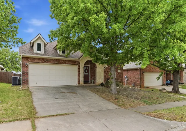 Homes for sale in Lake Dallas, TX | 509 Grayson Ln, Lake Dallas, TX 75065 | MLS# 21241869