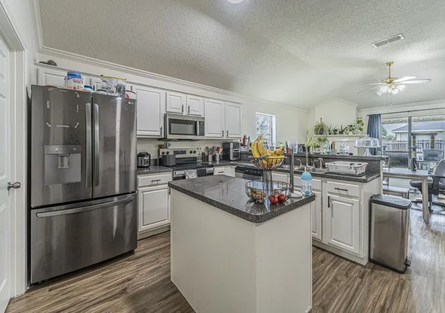 Photo 3 of Single family home for sale at 7404 Grass Valley Trl, Fort Worth, TX 76123 | MLS# 21237608 | Listing updated on 2026-08-26