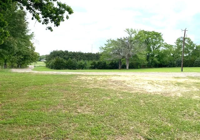 Photo 13 of Single family home for sale at 11466 St Hwy E, Murchison, TX 75778 | MLS# 21242063 | Listing updated on 2026-09-22