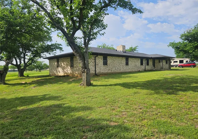Photo 3 of Single family home for sale at 2620 County Road 531, Burleson, TX 76028 | MLS# 21242058 | Listing updated on 2026-07-18