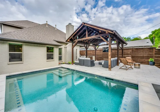 Photo 37 of Sale Pending at 1701 Belle Pl, Fort Worth, TX 76107 | MLS# 21240747 | Listing updated on 2026-07-19
