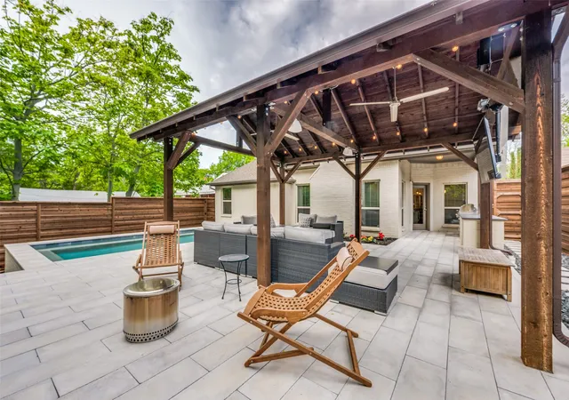 5th image of 1701 Belle Pl, Fort Worth, TX 76107 | MLS# 21240747