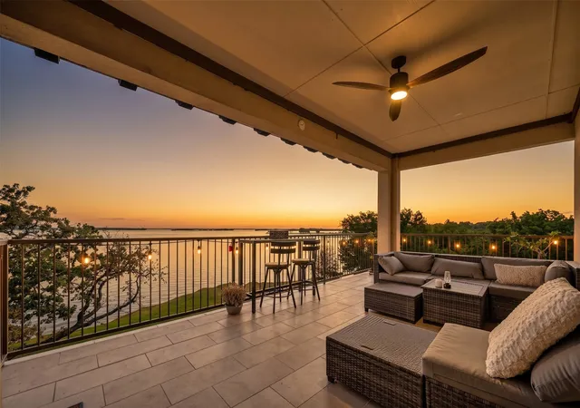 Homes for sale in Lake Dallas, TX | 500 Waters Edge Dr #324, Lake Dallas, TX 75065 | MLS# 21240631