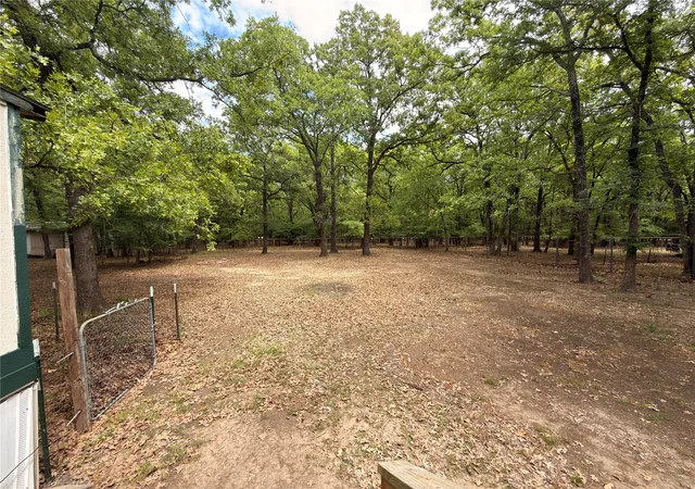 4th image of 1300 Red Hawk Bay Dr, Quinlan, TX 75474 | MLS# 21242136
