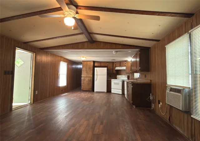5th image of 1300 Red Hawk Bay Dr, Quinlan, TX 75474 | MLS# 21242136