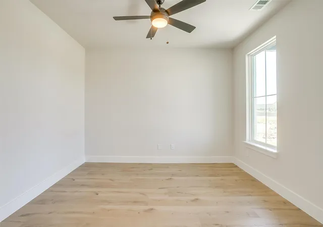 Photo 3 of Single family home for sale at 806 Feathergrass Ct E, Haslet, TX 76052 | MLS# 21242165 | Listing updated on 2026-09-19