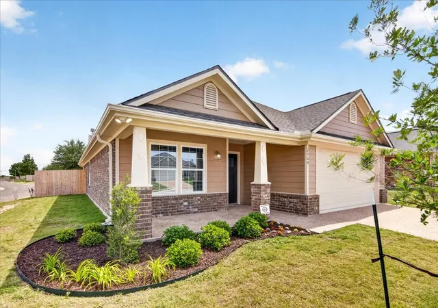 Homes for sale in Robinson, TX | 2509 Yoder Ln, Robinson, TX 76706 | MLS# 21233214