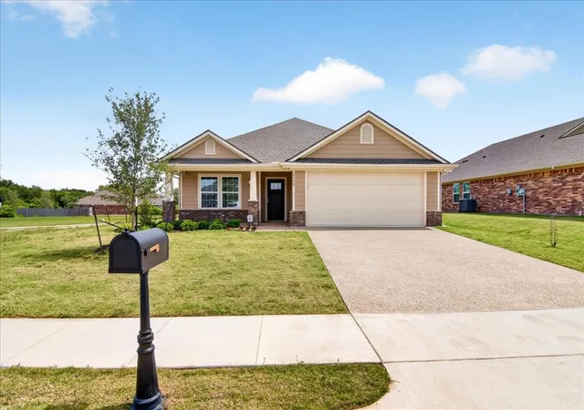 Homes for sale in Robinson, TX | 2509 Yoder Ln, Robinson, TX 76706 | MLS# 21233214