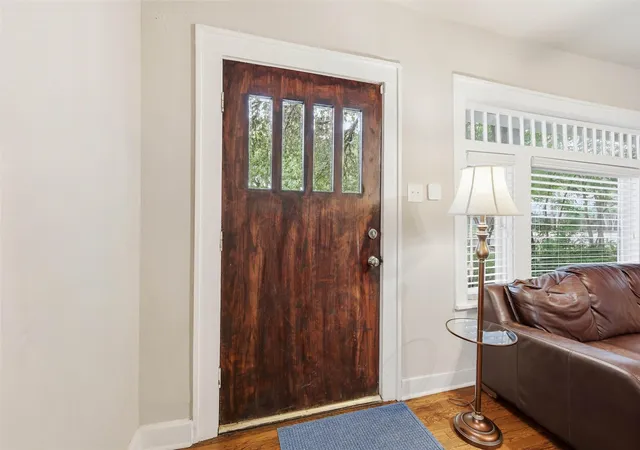 4th image of 1300 Buck Ave, Fort Worth, TX 76110 | MLS# 21241756