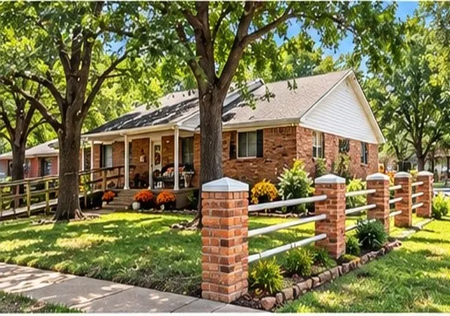Photo 2 of Multi family home for sale at 320 N Cleveland Ave, Sherman, TX 75090 | MLS# 21227961 | Listing updated on 2026-10-06