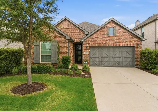 Homes for sale in Little Elm, TX | 2809 Comal Dr, Little Elm, TX 75068 | MLS# 21242348