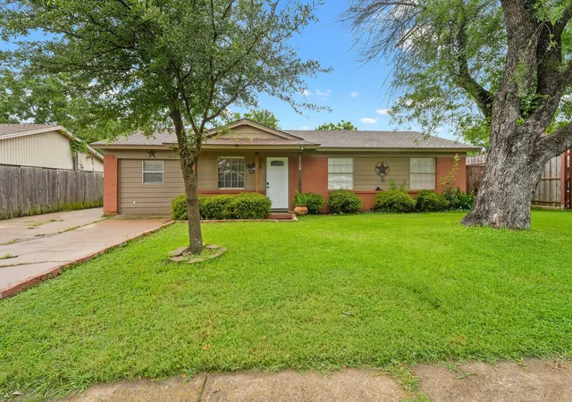 Photo 1 of Single family home for sale at 15138 Marsha Dr, Balch Springs, TX 75180 | MLS# 21242387 | Listing updated on 2026-07-25