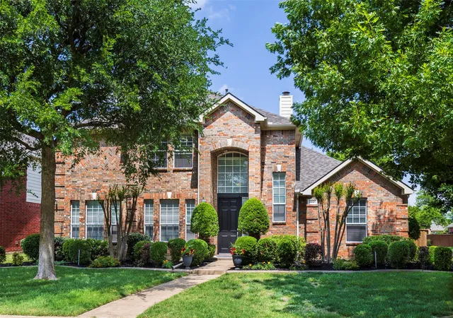 Photo 1 of Single family home for sale at 3601 Dripping Springs Dr, Plano, TX 75025 | MLS# 21239668 | Listing updated on 2026-10-01
