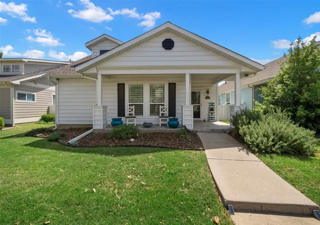 Photo 2 of Single family home for sale at 9324 Masse Ct, Aubrey, TX 76227 | MLS# 21237263 | Listing updated on 2026-09-19
