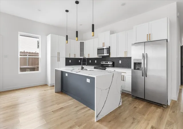 Photo 1 of Single family home for sale at 5223 Colonial Ave, Dallas, TX 75215 | MLS# 21242540 | Listing updated on 2026-07-06