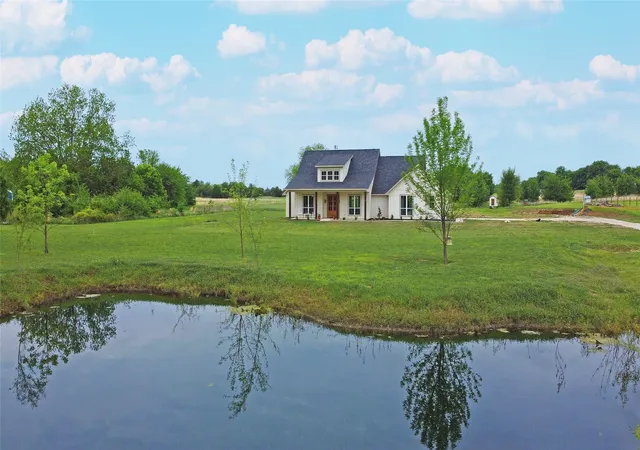 Single family home for sale at 4656 County Road 1040, Celeste, TX 75423 | MLS# 21242556