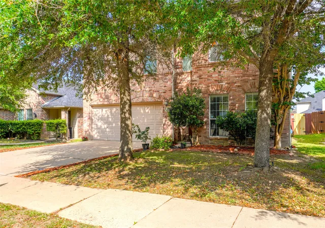 Homes for sale in Fort Worth, TX | 12509 Summerwood Dr, Fort Worth, TX 76028 | MLS# 21242661