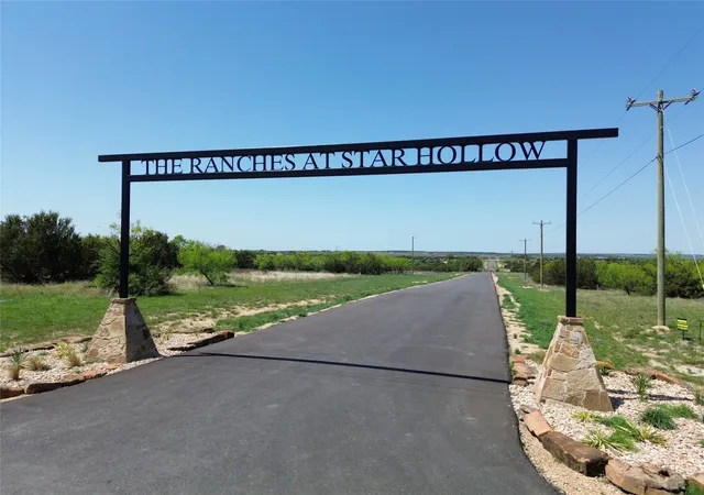 Homes for sale in Lipan, TX | 485 Hollow Dr, Lipan, TX 76462 | MLS# 21242688