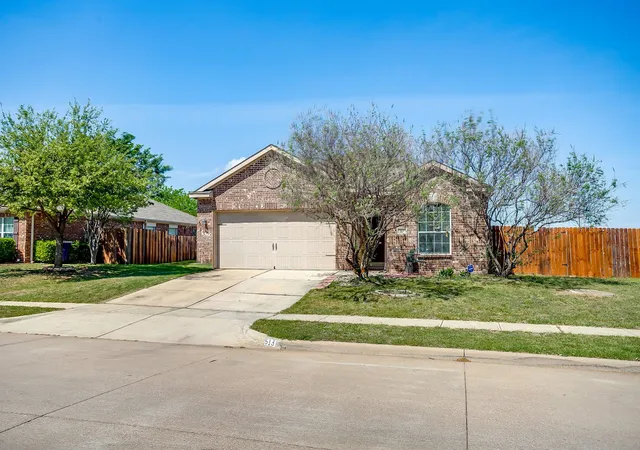 Homes for sale in Crowley, TX | 513 Bailer Dr, Crowley, TX 76036 | MLS# 21231563