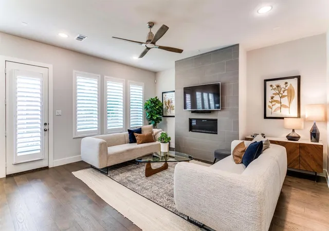 Photo 3 of Single family home for sale at 4107 Entrada Wy, Dallas, TX 75219 | MLS# 21232980 | Listing updated on 2026-07-15