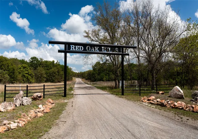 2nd image of Tbd Red Oak Hills Rd, Nocona, TX 76255 | MLS# 21242697