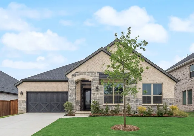 Photo 3 of Sale Pending at 2308 Valencia Dr, Little Elm, TX 75068 | MLS# 21241165 | Listing updated on 2026-08-25