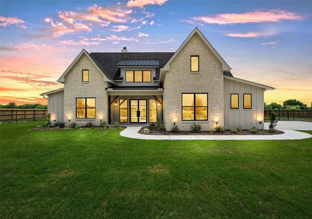 Photo 1 of Single family home for sale at 358 Lacek Mill Rd, China Spring, TX 76633 | MLS# 21242477 | Listing updated on 2026-08-19