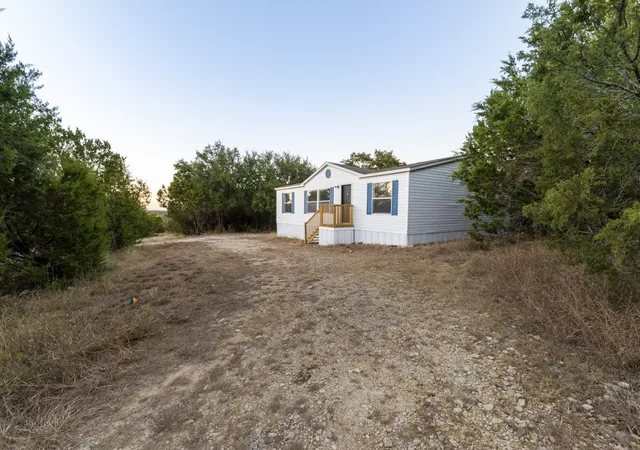 Photo 1 of Manufactured home for sale at 4549 Arrowhead Dr, Weatherford, TX 76087 | MLS# 21242808 | Listing updated on 2026-10-02