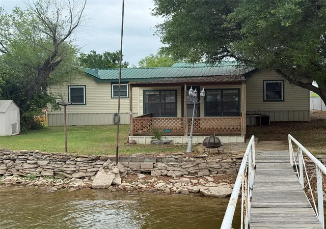 Homes for sale in Graford, TX | 1501 Mcadams Rd, Graford, TX 76449 | MLS# 21242847