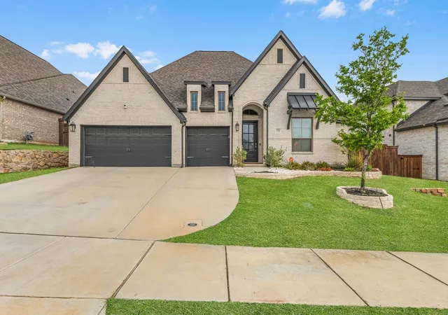 Photo 3 of Single family home for sale at 172 Buffalo Blvd, Rhome, TX 76078 | MLS# 21238131 | Listing updated on 2026-09-06