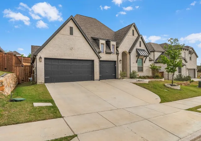 Photo 3 of Single family home for sale at 172 Buffalo Blvd, Rhome, TX 76078 | MLS# 21238131 | Listing updated on 2026-09-06