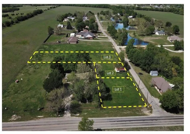 Homes for sale in Leonard, TX | 177 S Westlake Dr, Leonard, TX 75452 | MLS# 21237415