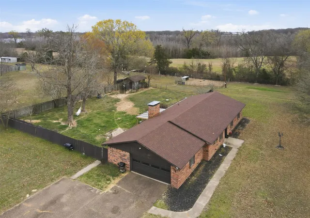 Homes for sale in Mt Pleasant, TX | 1045 County Road3210, Mt Pleasant, TX 75455 | MLS# 21242982