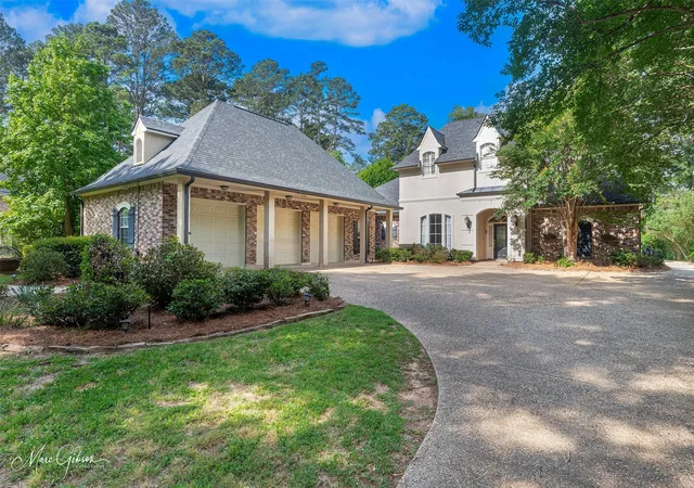Photo 1 of Sale Pending at 9692 Norris Ferry Rd, Shreveport, LA 71106 | MLS# 21221418 | Listing updated on 2026-07-23