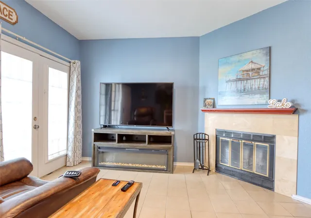 Photo 3 of Condo for sale at 1933 Island Cir #B113, Tool, TX 75143 | MLS# 21243084 | Listing updated on 2026-09-29