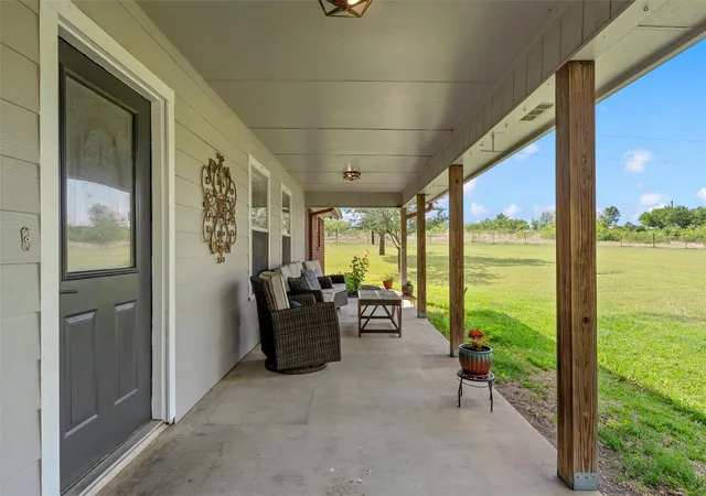 Photo 4 of Single family home for sale at 12851 Reeds Lake Rd, Rogers, TX 76569 | MLS# 21238782 | Listing updated on 2026-09-15