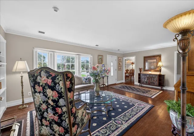 1st image of 3505 White Settlement Rd, Fort Worth, TX 76107 | MLS# 21240358