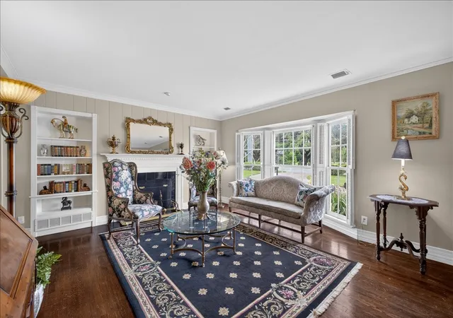 4th image of 3505 White Settlement Rd, Fort Worth, TX 76107 | MLS# 21240358