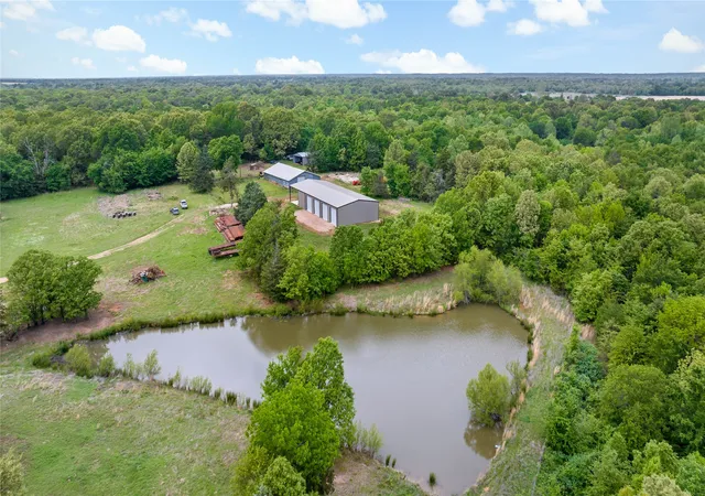 Photo 3 of House for sale at 10860 Farm Road 197, Arthur City, TX 75411 | MLS# 21242876 | Listing updated on 2026-08-17