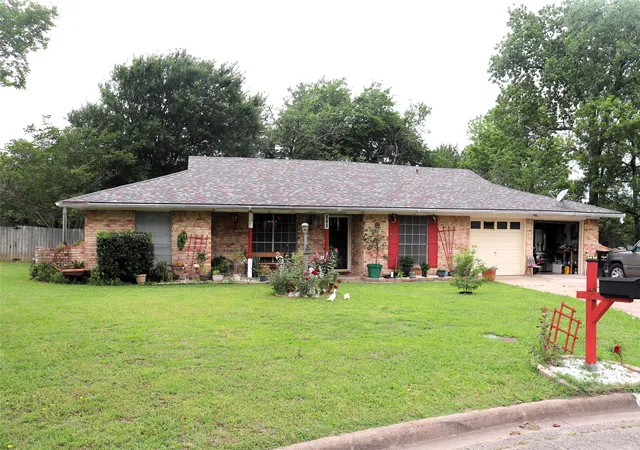Homes for sale in Greenville, TX | 620 Mink Dr, Greenville, TX 75402 | MLS# 21239898